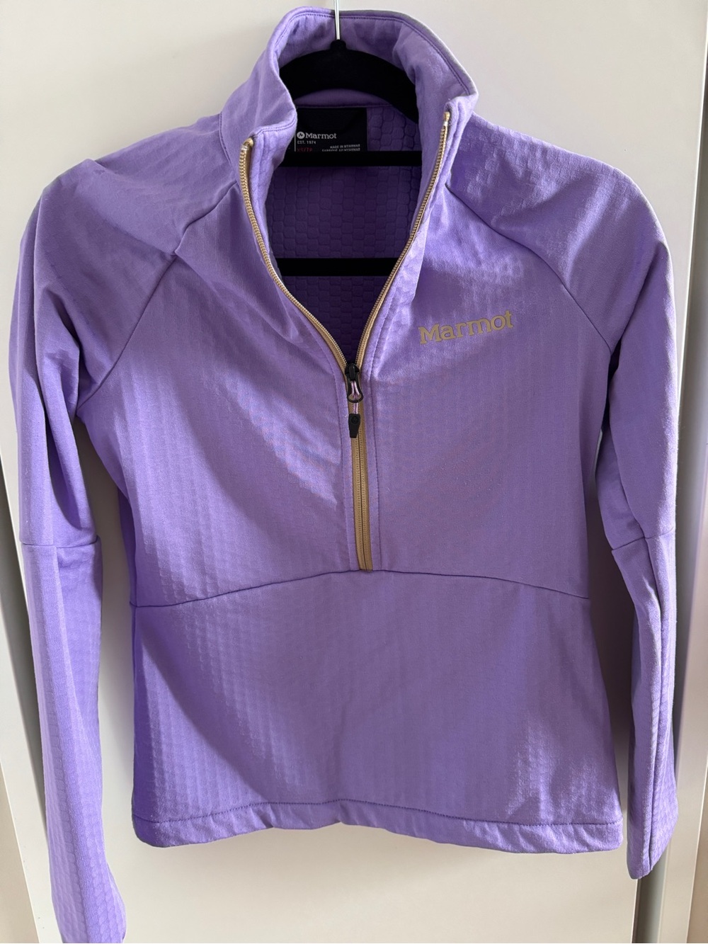 NEW Marmot quarter zip pullover running skiing Pilates